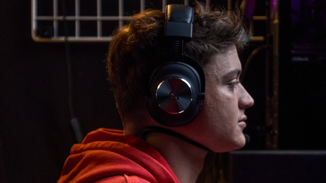 Gaming sans raideur : 3 réflexes simples pour protéger ta nuque